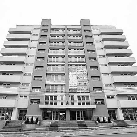 Dacia Residence Apartments Self Check-In Κραϊόβα Εξωτερικό φωτογραφία