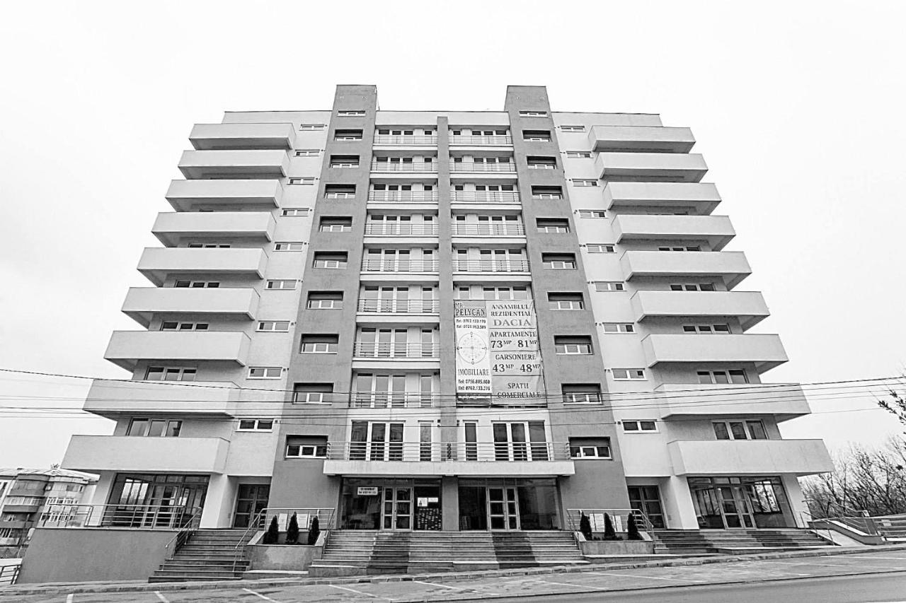 Dacia Residence Apartments Self Check-In Κραϊόβα Εξωτερικό φωτογραφία
